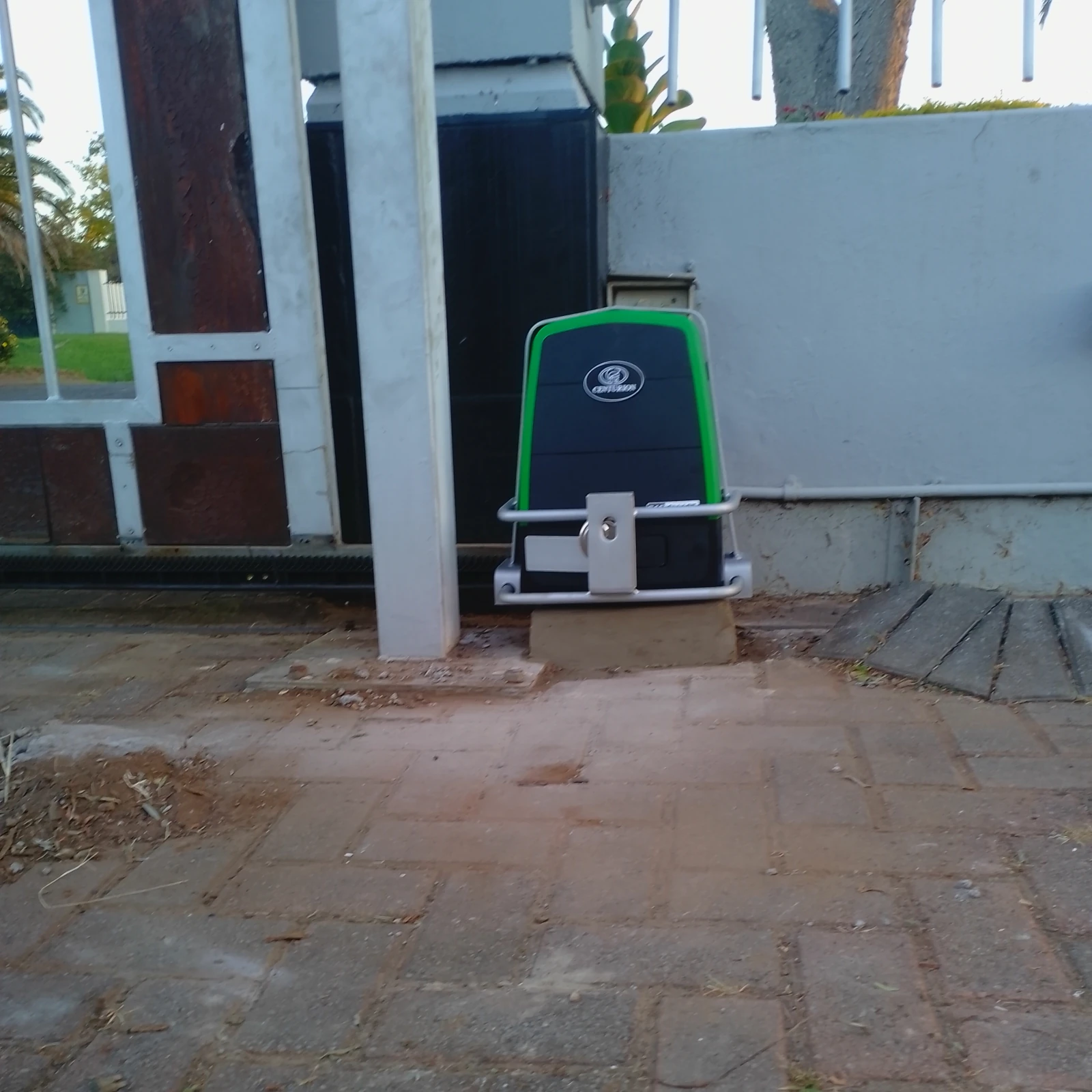 Centurion D10 Smart installed