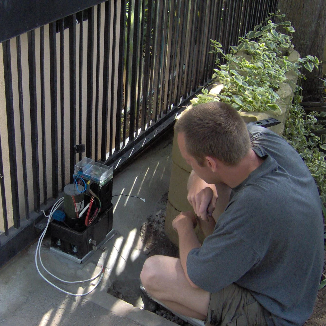Installing a Centurion D5 sliding gate motor